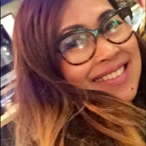 Meet your Posher, Jocelyn